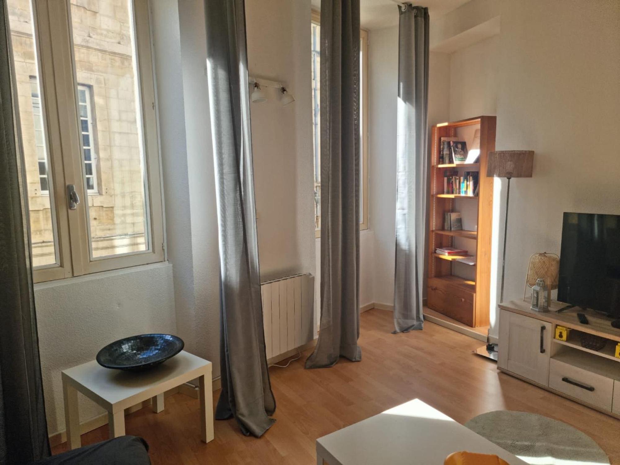 Appartement Intramuros En Hyper Centre Ville Avignon Exterior photo